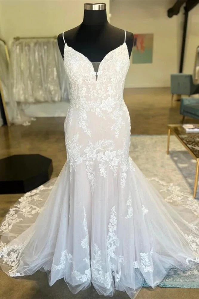 Hurry In formal dressSpaghetti Straps V-Neck Lace Appliques With Tulle Train Wedding Dress Hurry In formal dressSpaghetti Straps V-Neck Lace Appliques With Tulle Train Wedding Dress