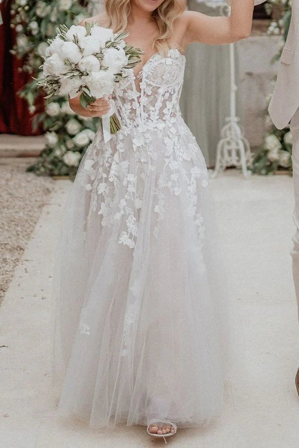 Quick Sale textured dressSweetheart Tulle A-Line Appliques Long Wedding Dress