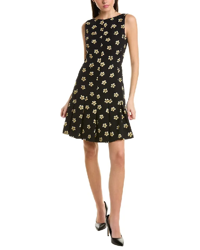 Can't Miss floral dressOscar de la Renta Silk Blossom Georgette Dress