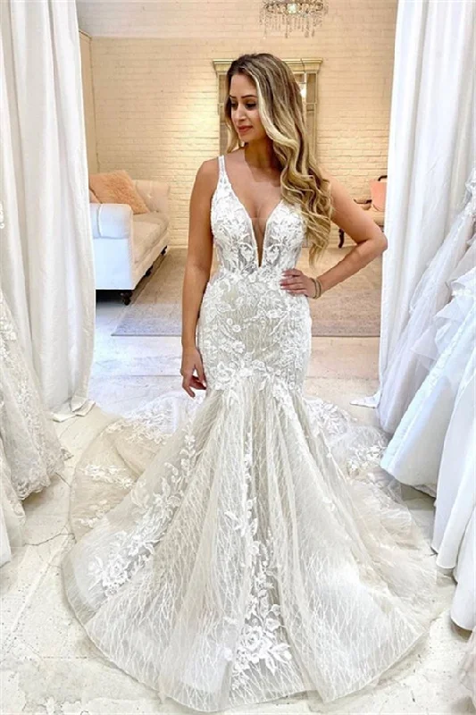 Closeout Sleeveless Deep V neck mermaid Summer Bridal Gowns