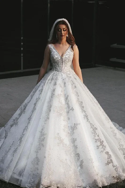 Daily Deals Glamorous V-Neck Sleeveless Wedding Dress Ball Gown Lace Bridal Wear