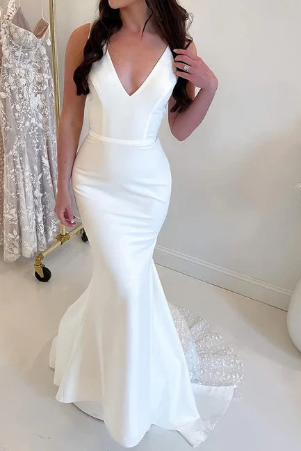Bargain Bin form-fitting dressTrumpet V-Neck Sleeveless Open Back Wedding Dress With Train