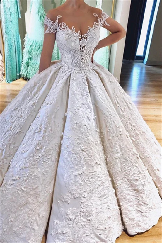 Deal of the Day Luxurious Off the Shoulder V Neck Lace Appliques Ball Gowns Wedding Dress