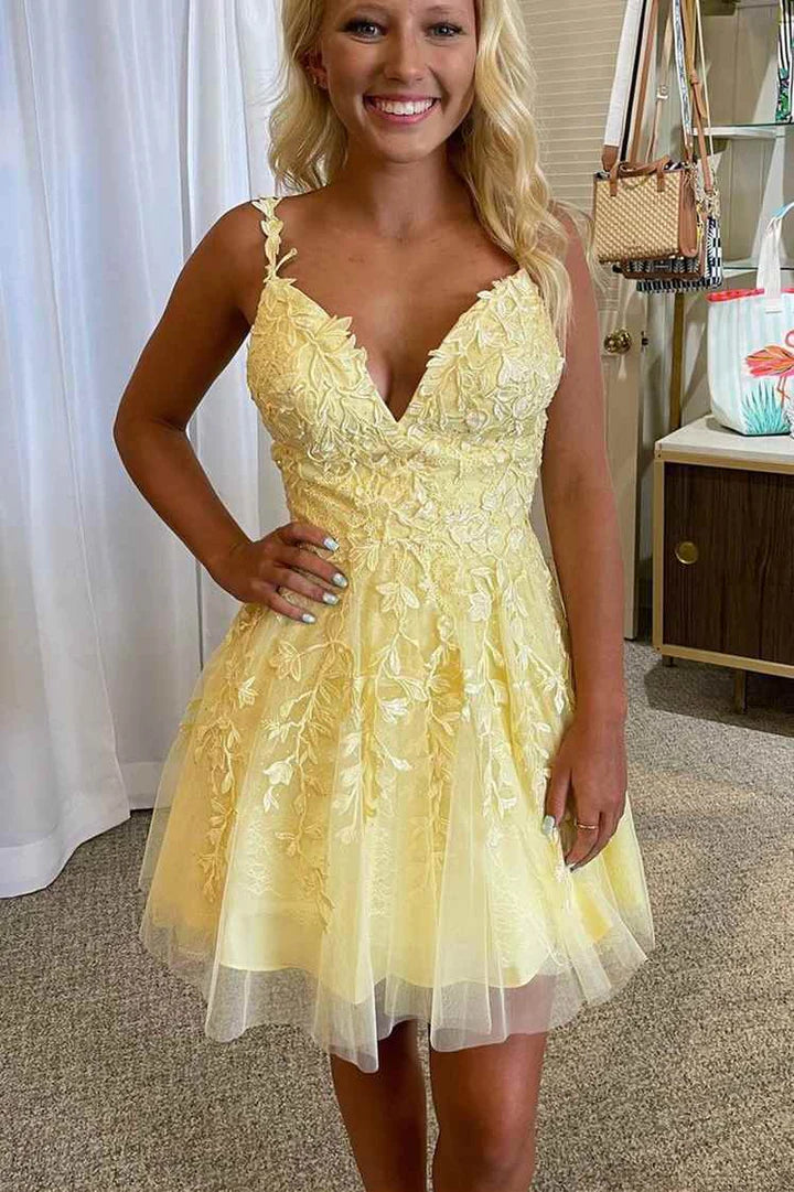 Bargain Bin lace-up dressCute Tulle A-Line V-Neck Spaghetti Straps Appliques Homecoming Dress