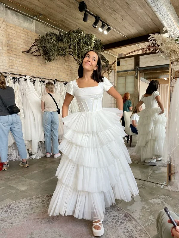 Price Reduction sleeveless dressChic Tiered Tulle Wedding Dress,Vintage Wedding Dress Y4266 Price Reduction sleeveless dressChic Tiered Tulle Wedding Dress,Vintage Wedding Dress Y4266