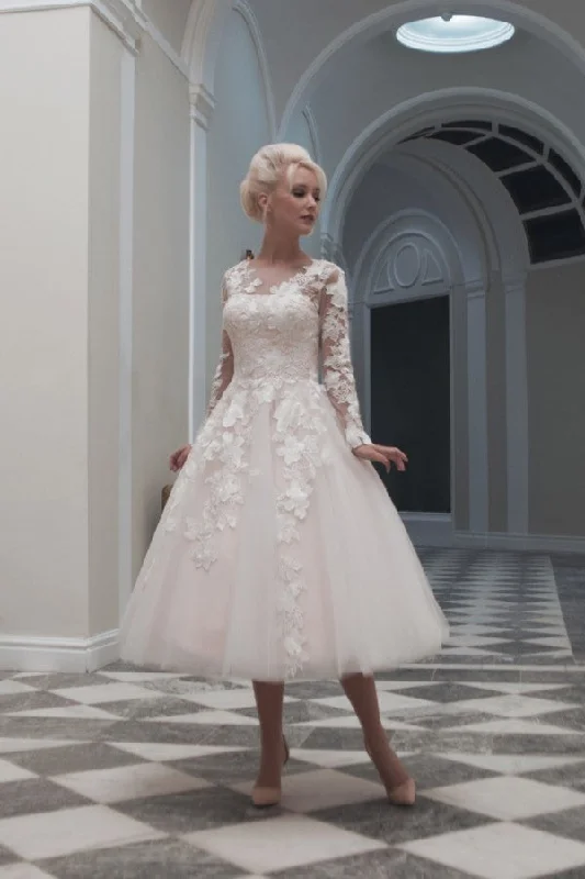 Super Sale Vintage Ivory Long Sleevess Lace appliques Short Wedding Dress
