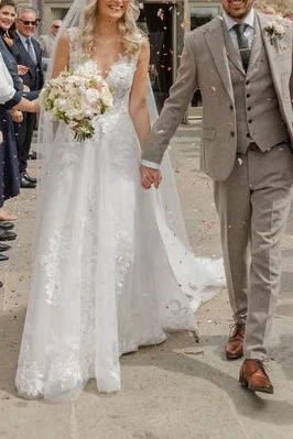 Weekend Deal wool dressV-Neck Sleeveless Empire Lace A-Line Wedding Dress