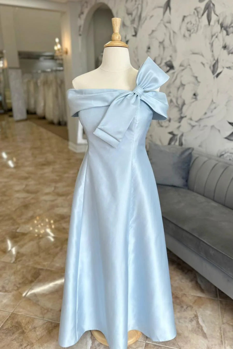 Stock Clearance trendy dressSatin A-Line Off-Shoulder Empire Short Bridesmaid Dress Stock Clearance trendy dressSatin A-Line Off-Shoulder Empire Short Bridesmaid Dress