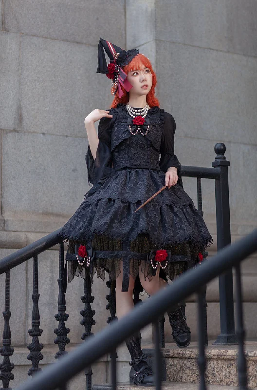 Limited Availability vintage-inspired dressInfanta~Witch's Apprentice~Gothic Lolita Split Type Black Suit