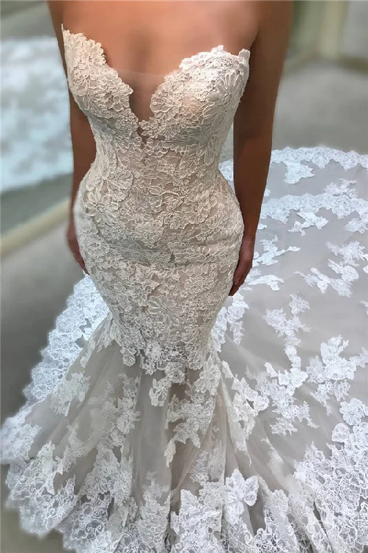 Weekend Flash Sale Backless Strapless Modern Mermaid Wedding Dresses Cathedral Train Lace Dresses for Weddings