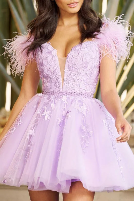 Price Blitz chic dressA Line Illusion V Neck Appliques Lilac Short Homecoming Dress QH0820