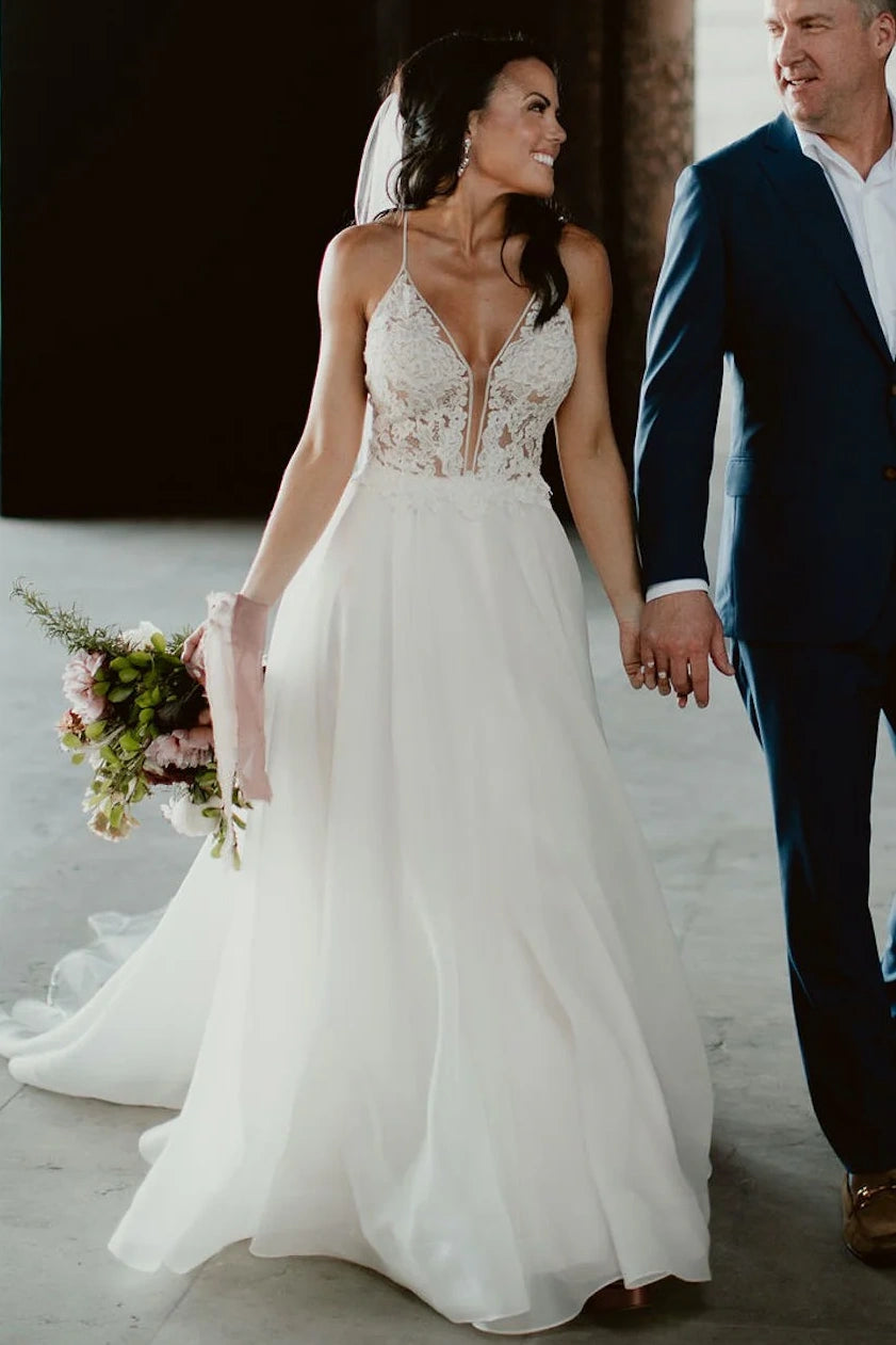 Crazy Deals high-waisted dressChiffon A-Line V-Neck Spaghetti Straps Empire Wedding Dress Crazy Deals high-waisted dressChiffon A-Line V-Neck Spaghetti Straps Empire Wedding Dress