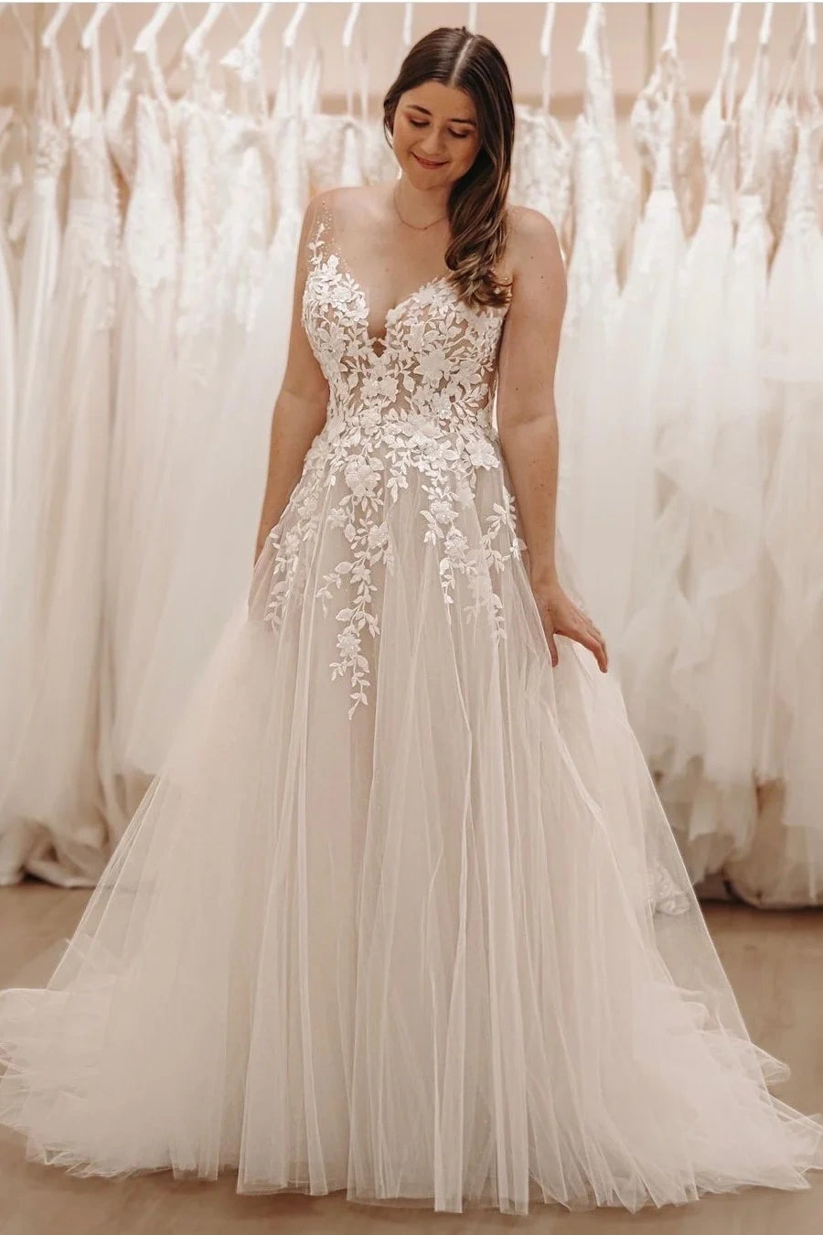 YEAR-End Clearance summer dressV-Neck Spaghetti Straps Lace Appliques Tulle A-Line Wedding Dress YEAR-End Clearance summer dressV-Neck Spaghetti Straps Lace Appliques Tulle A-Line Wedding Dress