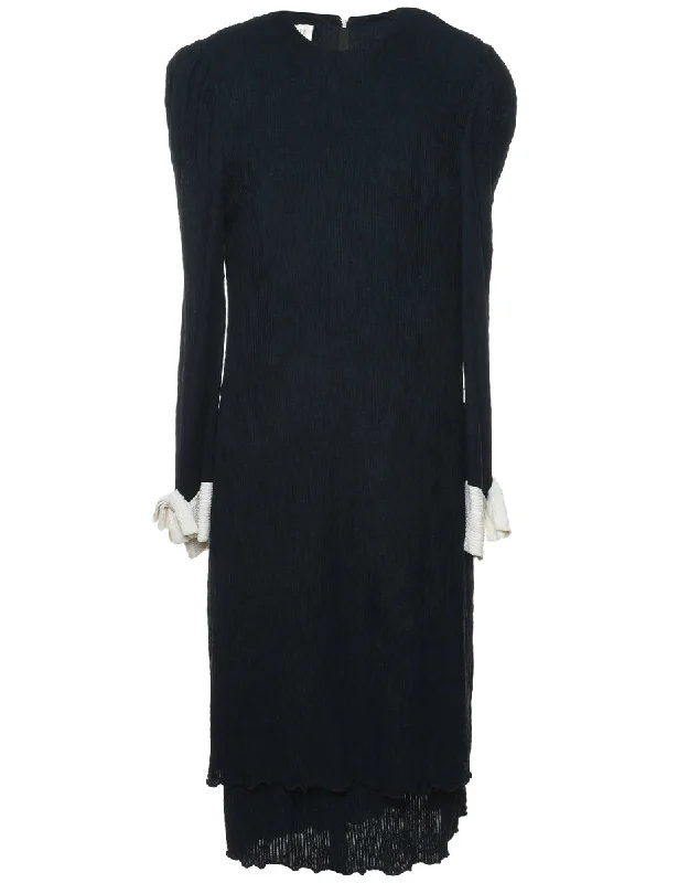 Quick Sale sleek trench coatBlack Dress - M